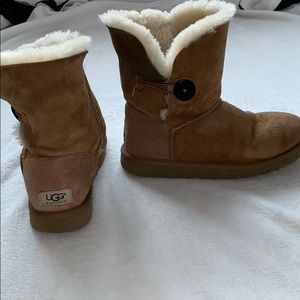 Tan bailey button UGG boots